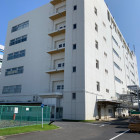 厚木市某会社　屋上・外壁シール